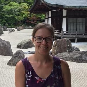 Meet your Posher, Julie